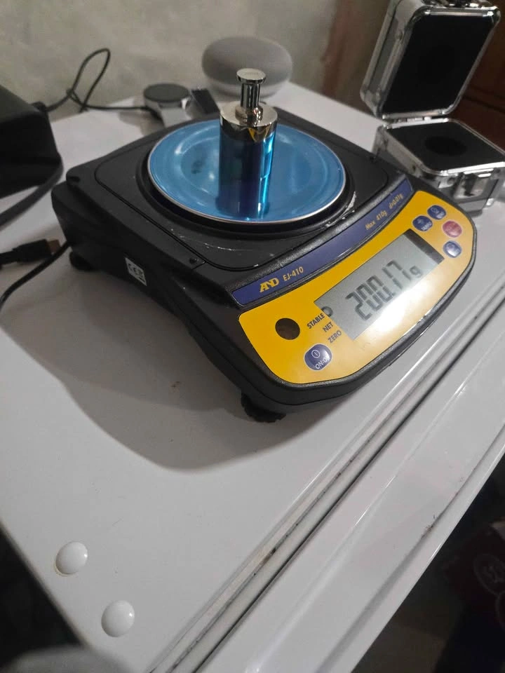 A&D EJ-410 precision digital scale - photo 3