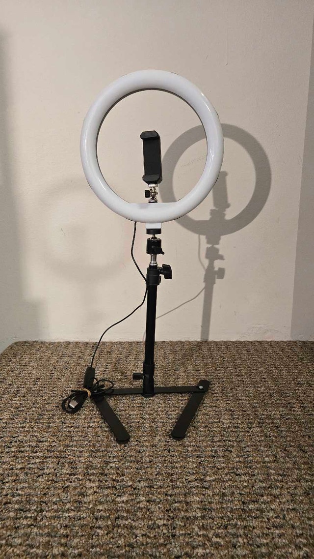 Ring light with stand & phone holder