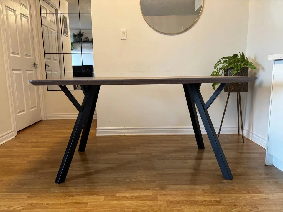 Modern Contemporary Dining Table – 4 to 6 Seater - photo 2