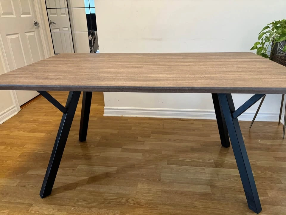 Modern Contemporary Dining Table – 4 to 6 Seater - photo 4