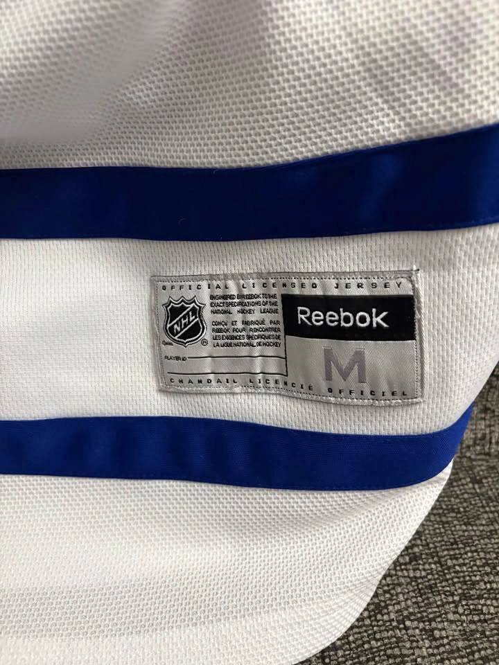 Toronto maple leafs jersey - photo 2
