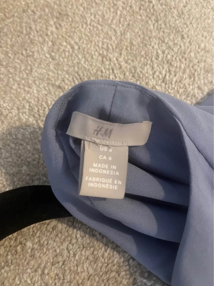 H&M blue maxi chiffon dress size 6 - photo 2