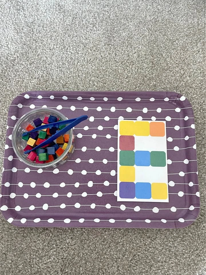 Montessori fine motor game / letters, shapes, numbers and colour