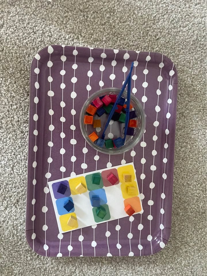Montessori fine motor game / letters, shapes, numbers and colour - photo 2