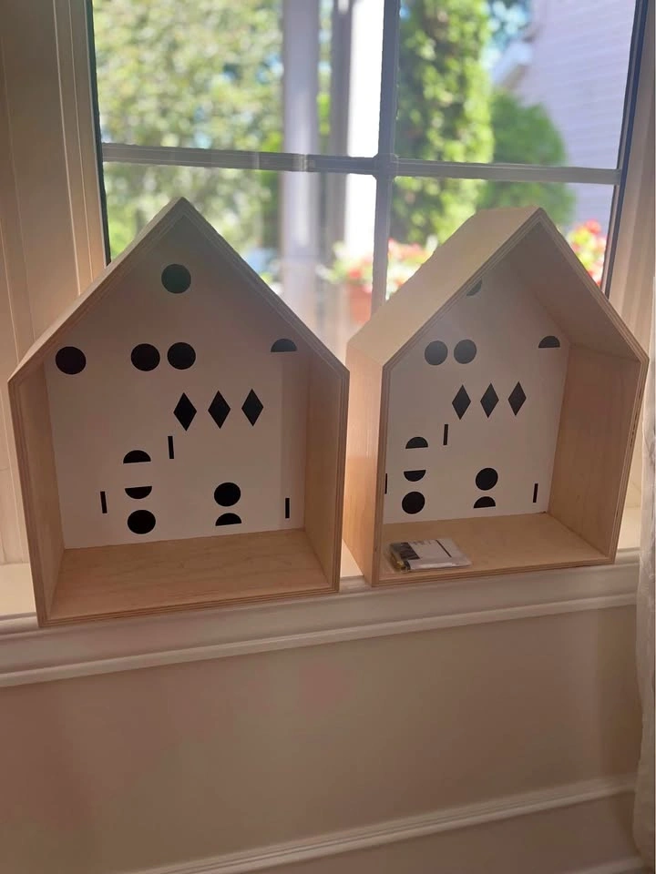 House shaped floating wall shelf / minimalist decor