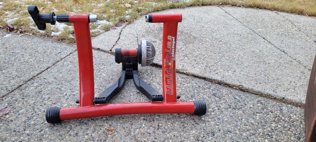 Elite wheel on fluid trainer