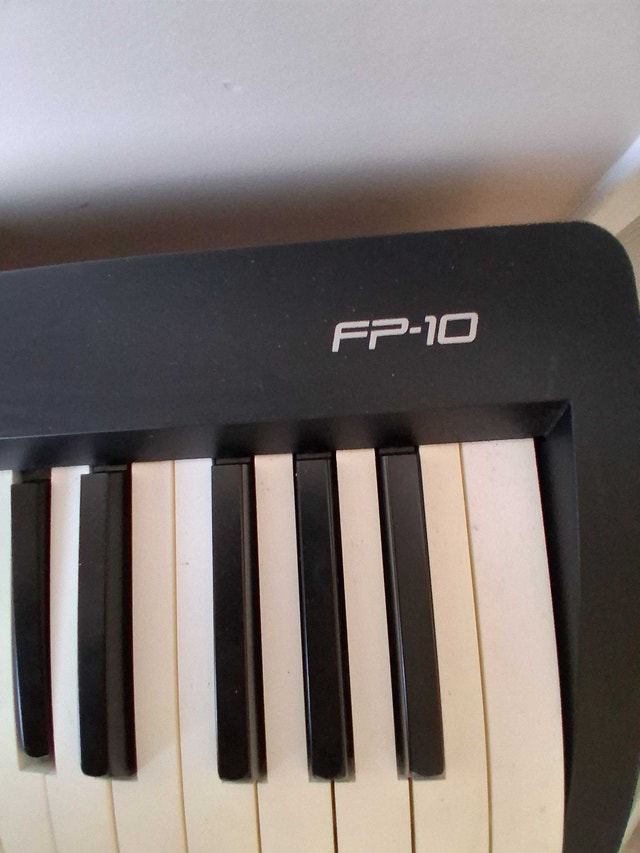 Roland FP-10 Piano - Lightly Used - photo 3