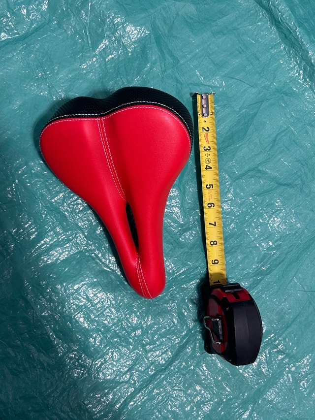DAWAY Comfortable Padded Bike Seat | Red - photo 2