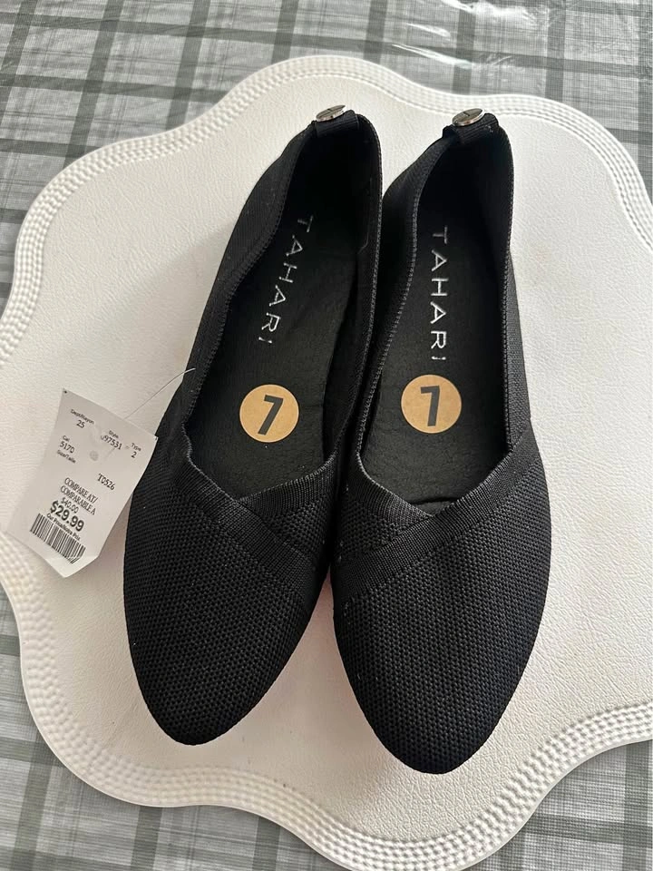 Tahari Pointed Toe Knit Flats