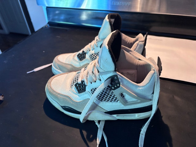 Nike Jordan 4s - photo 2