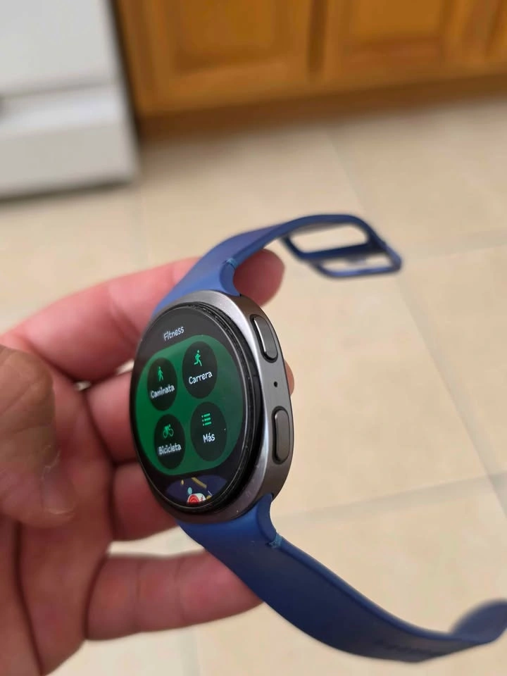 Galaxy watch 8 44mm BT - photo 4