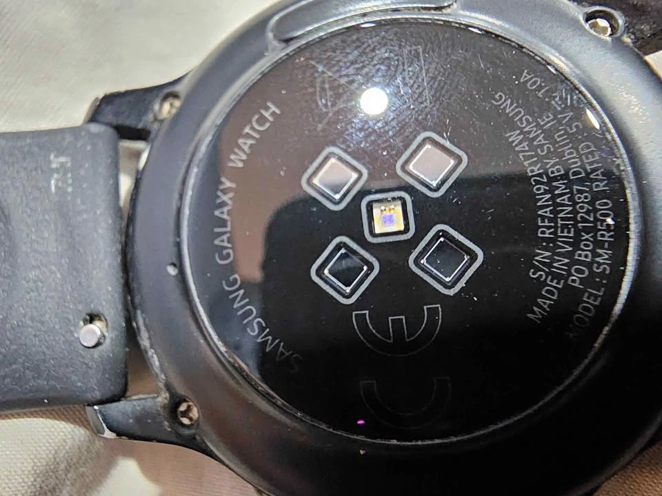 Samsung Galaxy Watch Active SM-R500 - photo 2