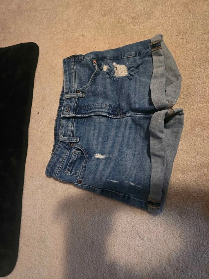 Womans shorts - photo 2