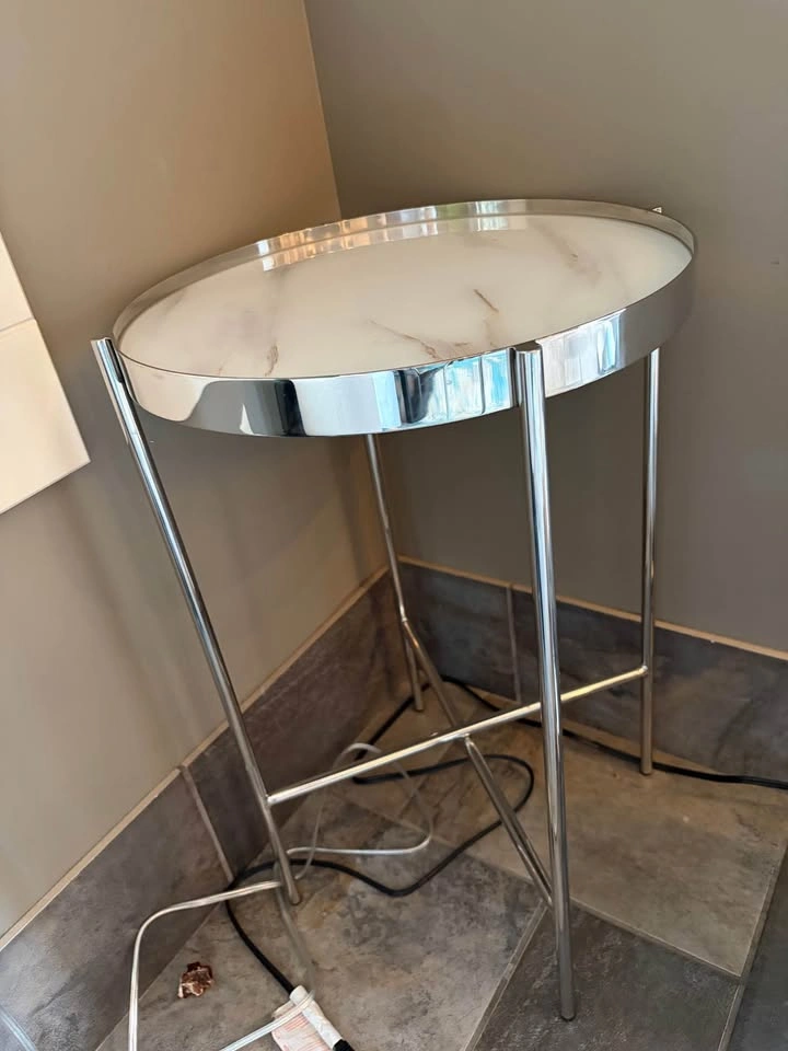 Side Table - photo 2