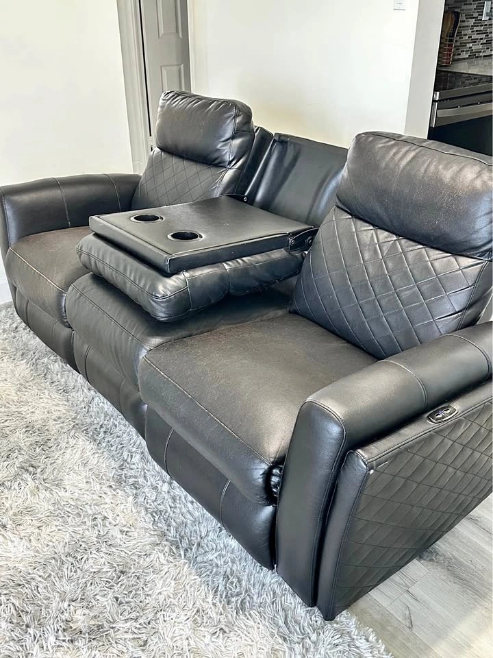 Recliner couch