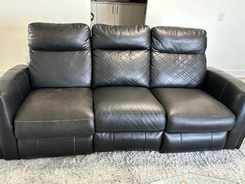 Recliner couch - photo 5