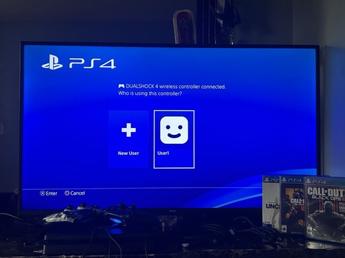 PS4 Slim 500GB Bundle with 4 Games and 2 Controllers - photo 3