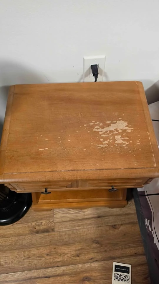 Vintage Wooden Nightstand / End Table - photo 2