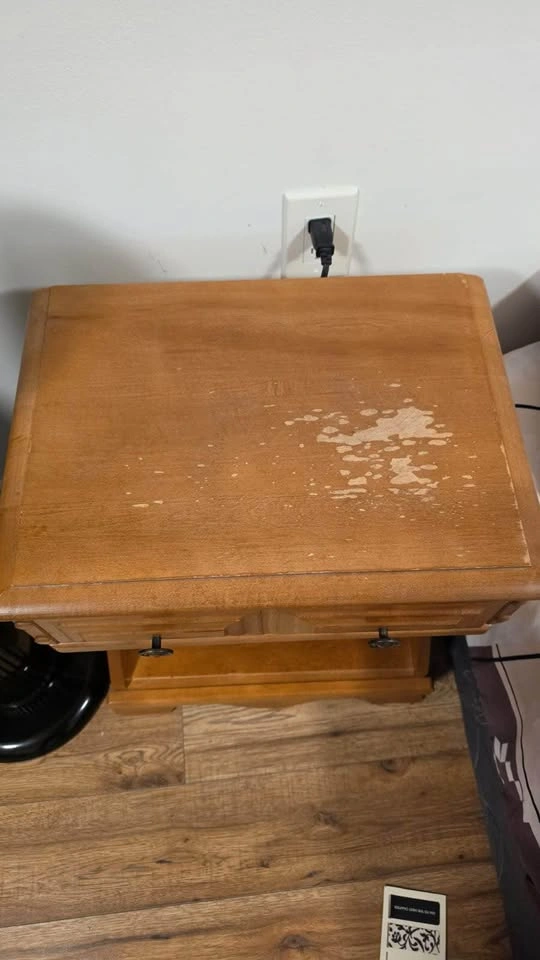 Vintage Wooden Nightstand / End Table - photo 2