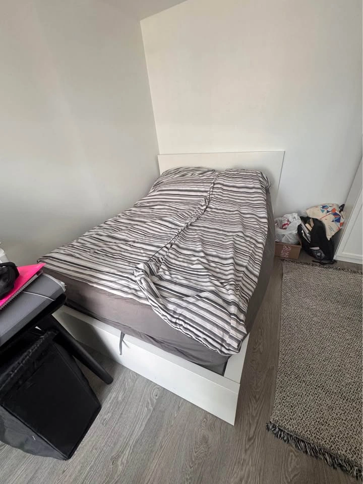 IKEA MALM White Double Ottoman Bed Frame - photo 5