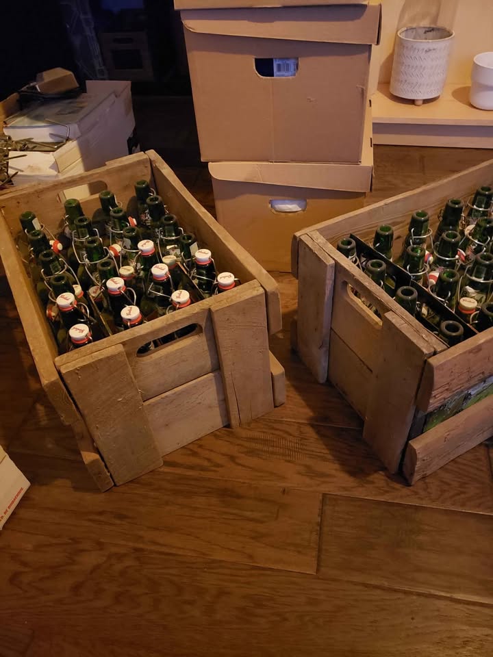 Flip seal beer bottles - photo 2