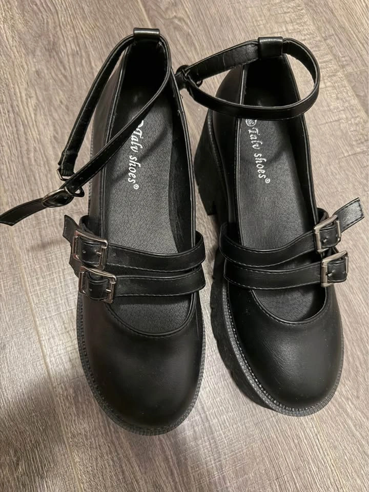 Platform heels - size 38 womens - photo 3
