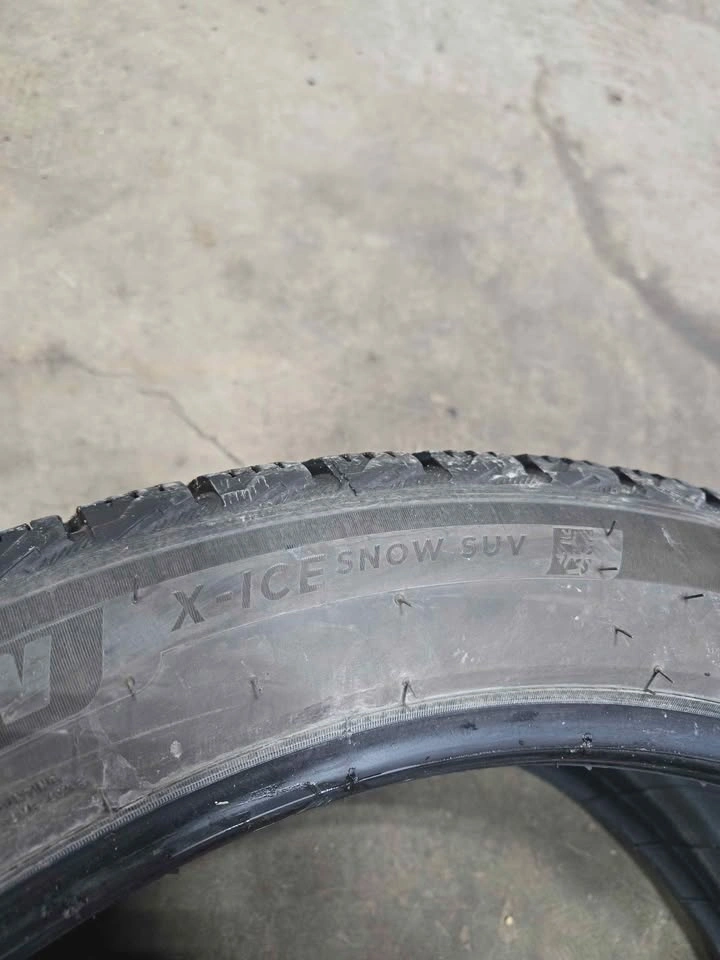 2x 275/40r22 Michelin X-Ice Snow SUV Tires - photo 2
