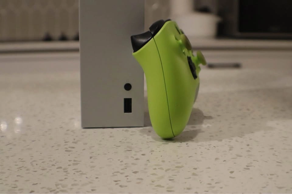 Series S controller - photo 4