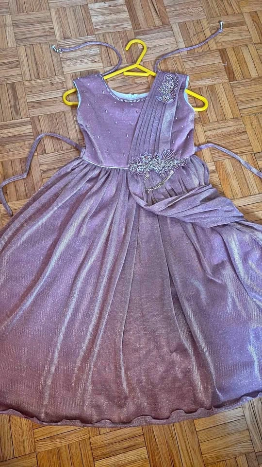 Girls Pink Glitter Dress Size 8-9 Birthday Party Gown