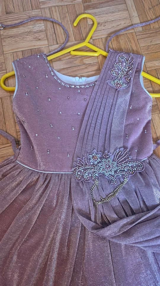 Girls Pink Glitter Dress Size 8-9 Birthday Party Gown - photo 2