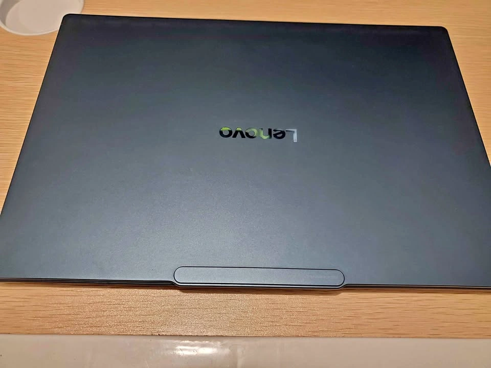 Lenovo Yoga Slim 7x 32GB RAM 1TB OLED Ultrabook