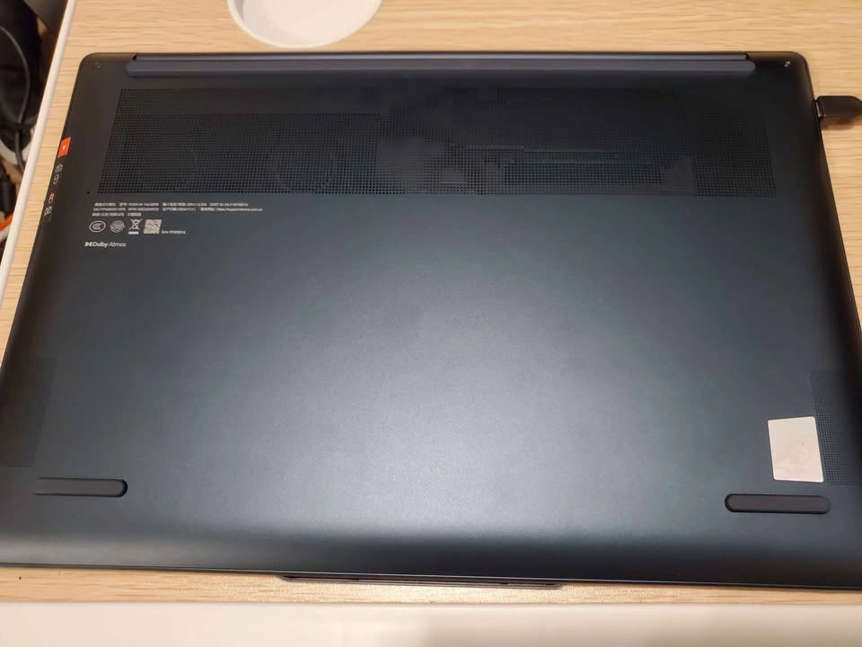 Lenovo Yoga Slim 7x 32GB RAM 1TB OLED Ultrabook - photo 3