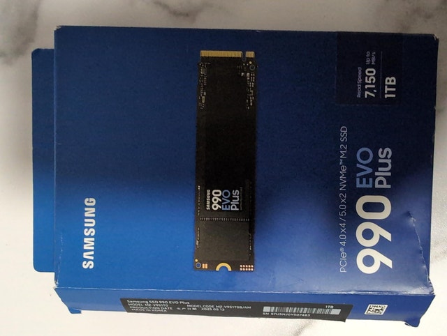 Samsung 990 EVO Plus 1TB NVMe M.2 SSD (MZ-V9S1T0) - Like New - photo 2