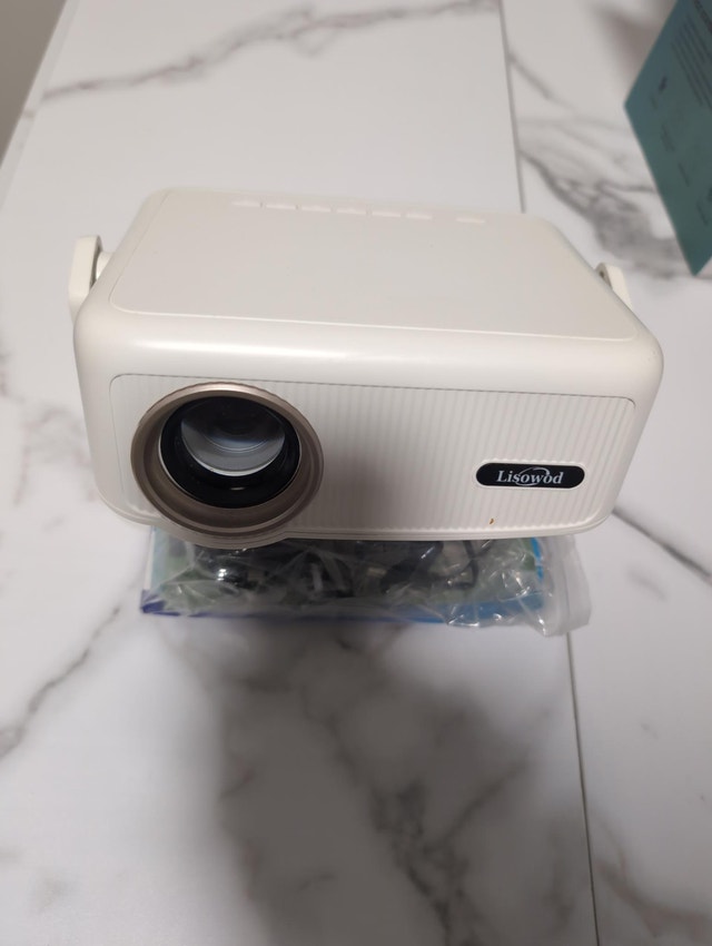 Lisowod L02 Mini Projector - 1080p, WiFi 6, Bluetooth 5.2 - photo 2