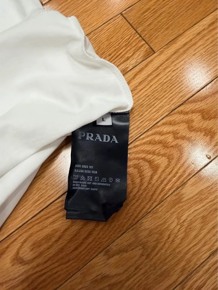 Prada Men Tank Top image indicator(5)