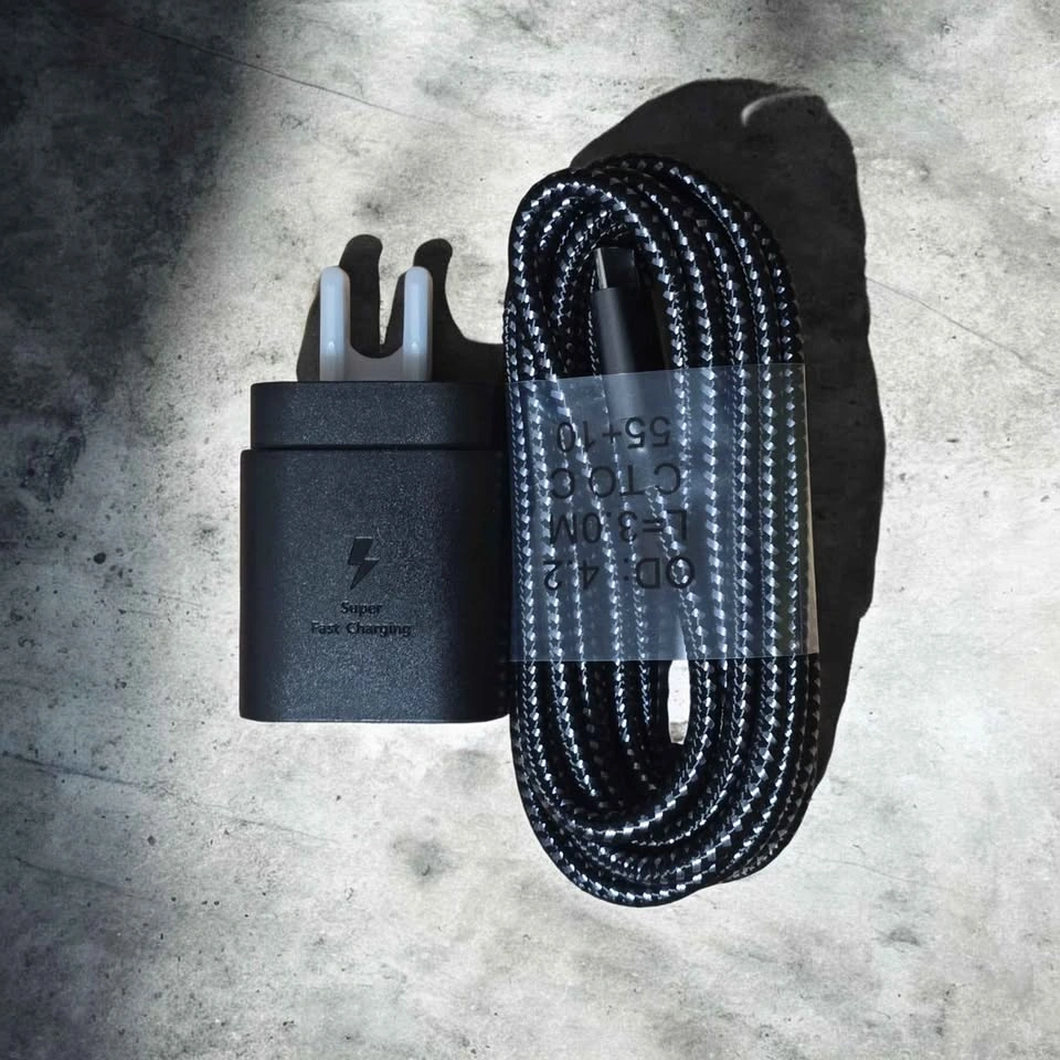 Samsung Super Fast Charging USB-C Wall Charger + 3M Braided Cabl - photo 2