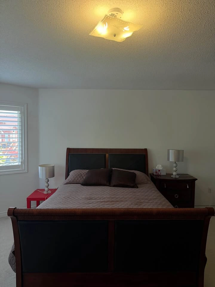 Dark Wood Bed - photo 3