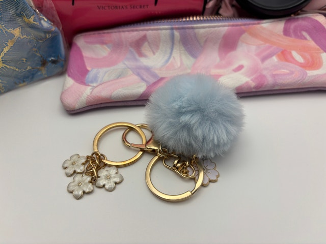 Victoria's Secret Makeup Bag Bundle - photo 3
