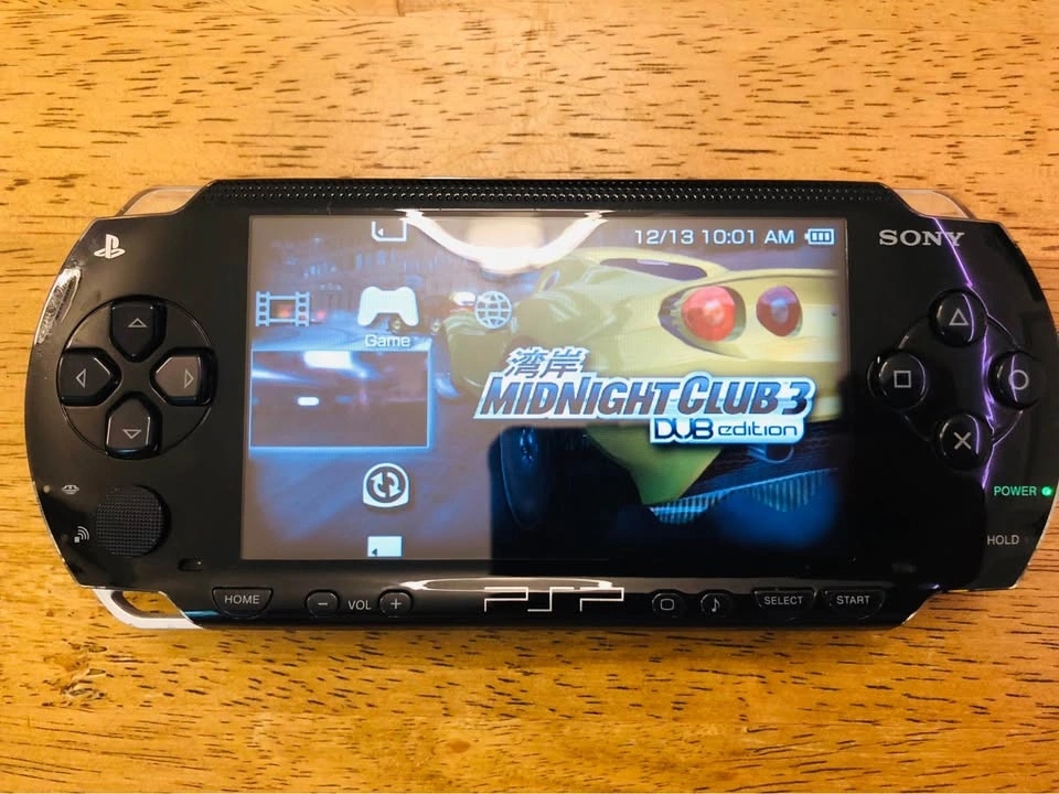 PlayStation portable (PSP) - photo 2