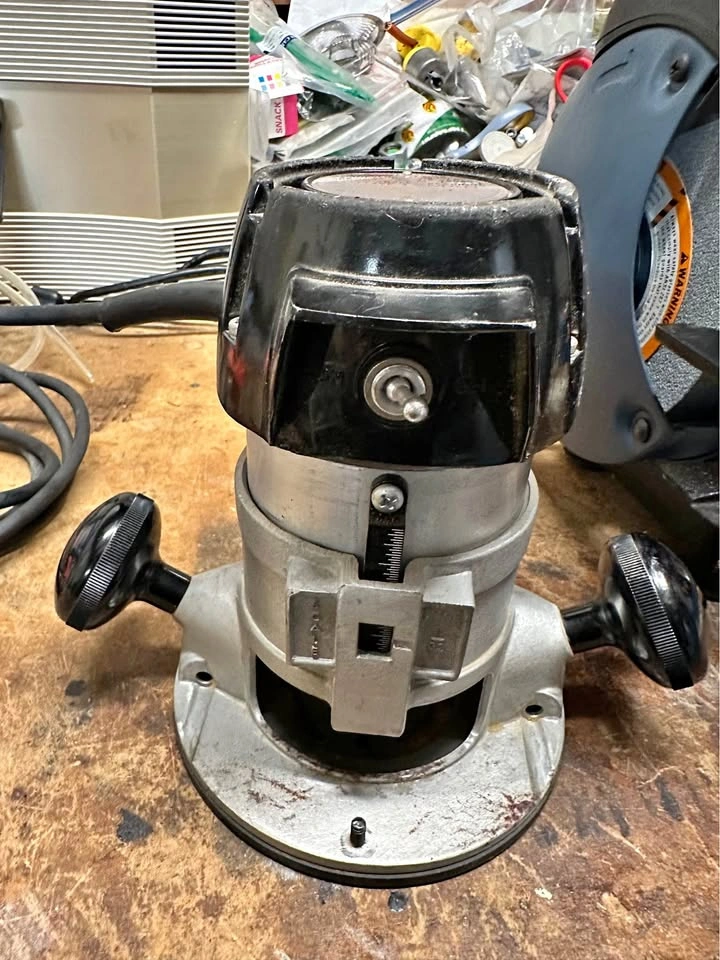 Craftsman Router