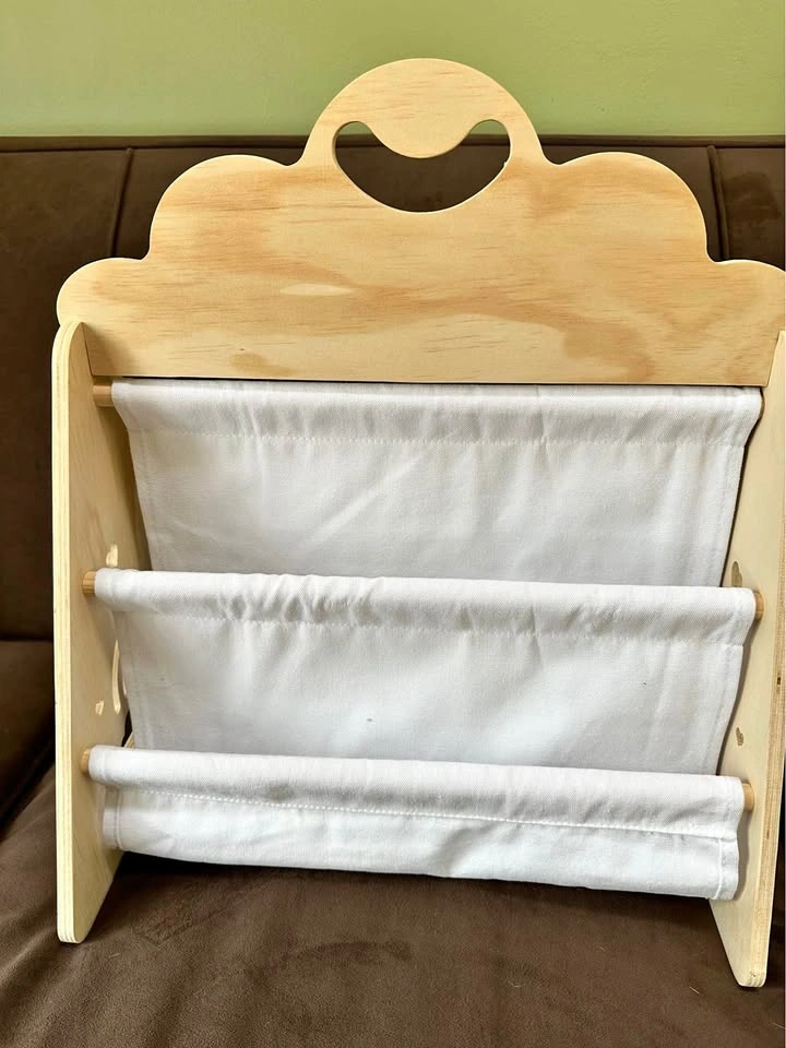 Card or Book holder for event