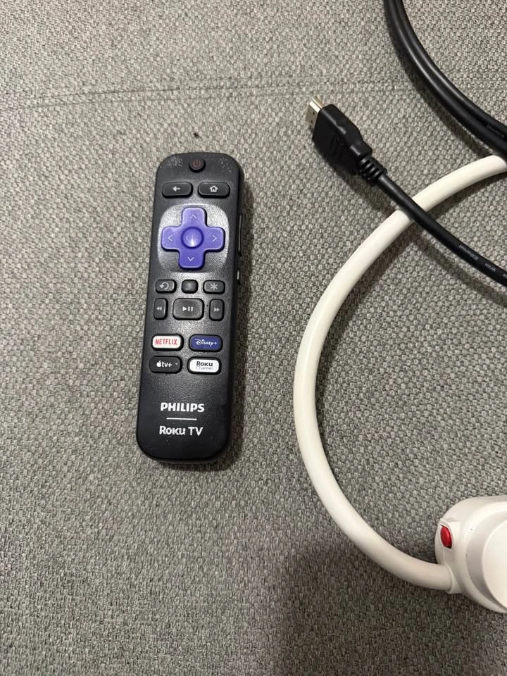 Philips 50” 4K Roku Smart TV (50PUL6673/F6) - photo 3