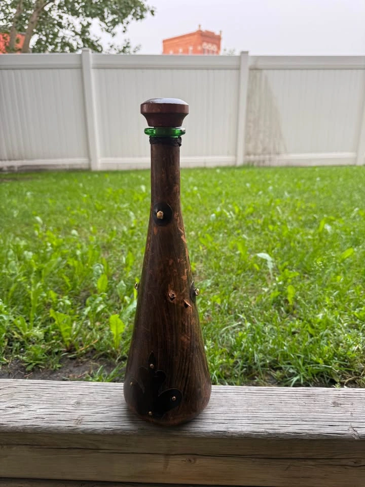 Vintage Italian Leather-Wrapped Decanter with Brass Details - photo 3