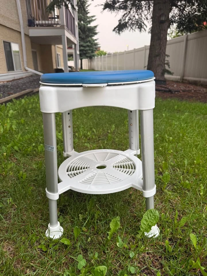 Adjustable Medical Stool with Storage Shelf - photo 3