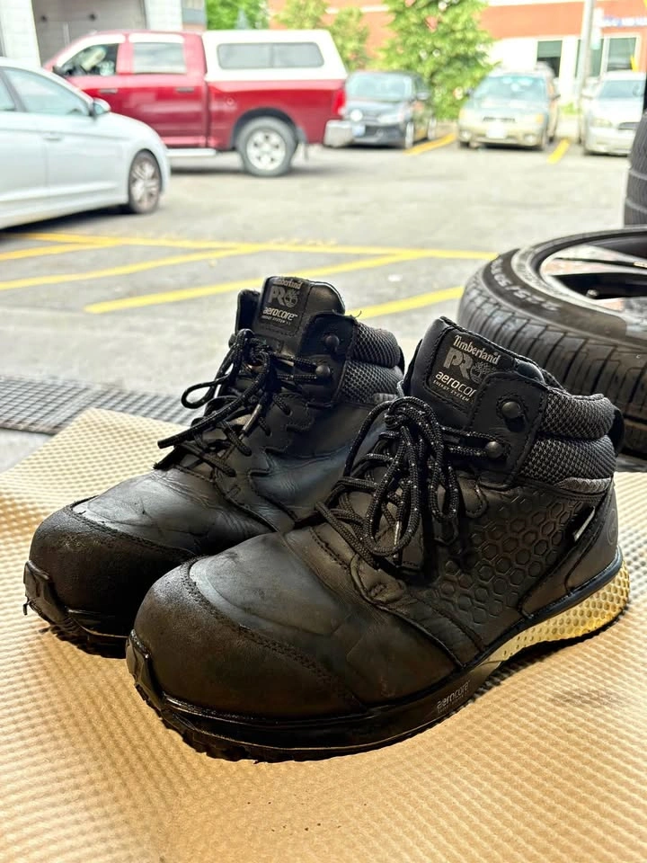 Timberland Steel-Toed boots 8.5