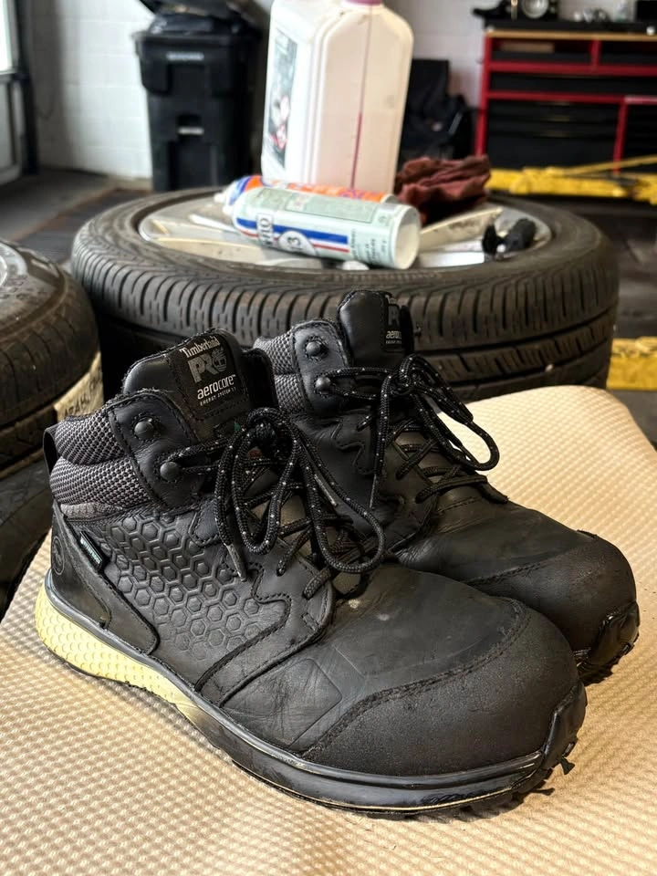 Timberland Steel-Toed boots 8.5 - photo 2