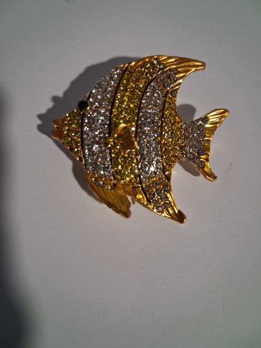 Gold Tone Fish Brooch Pin Yellow & Clear Round Crystal Rhineston - photo 3