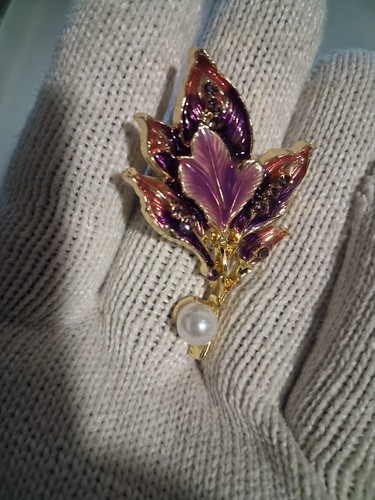 Gold Tone Leaf Brooch Pin Purple Enamel Faux Pearl Dangle