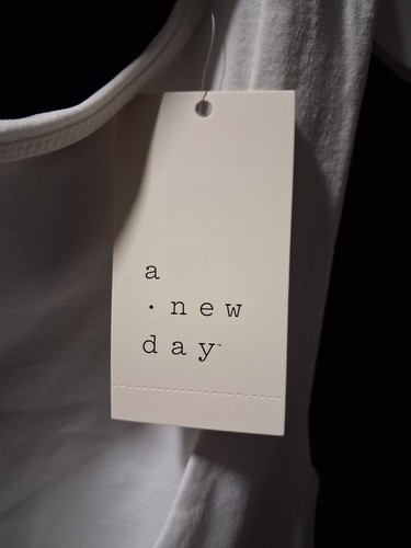 A New Day White Scoop Neck Sleeveless Tank Top S - photo 4