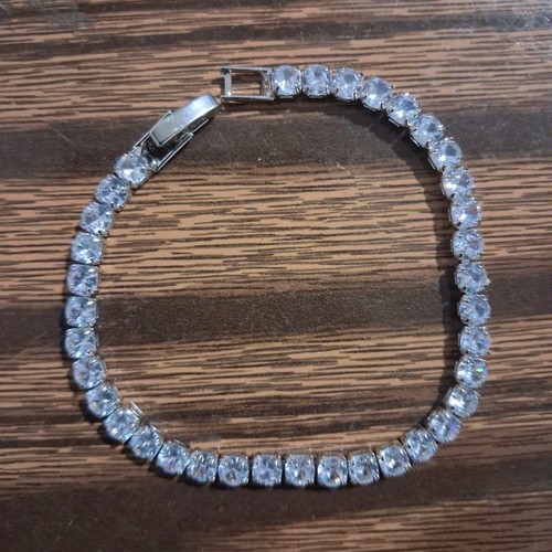Silver Tone Clear Crystal Tennis Bracelet Prong Set Box Clasp 7. - photo 2